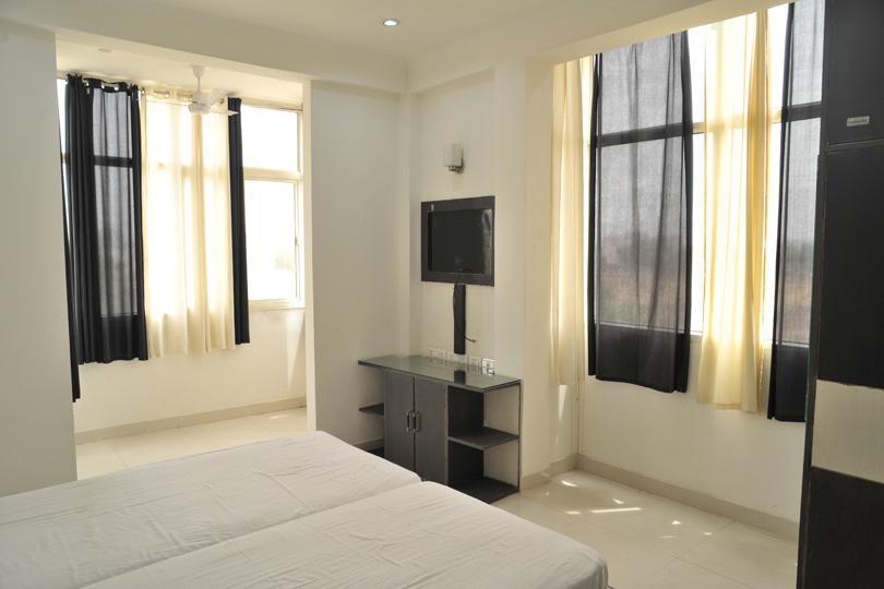 Aura Suites Gurgaon Ngoại thất bức ảnh